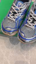 Load image into Gallery viewer, BV Sneakers - 3 colors
