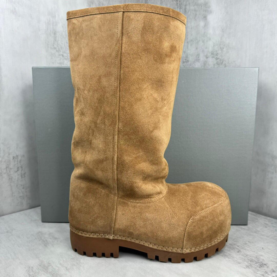 B Suede Boot (2)
