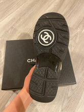 Load image into Gallery viewer, C Trainers Size 39
