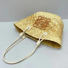 Load image into Gallery viewer, L Raffia Tote
