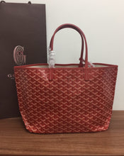 Load image into Gallery viewer, Monogram Tote (8)
