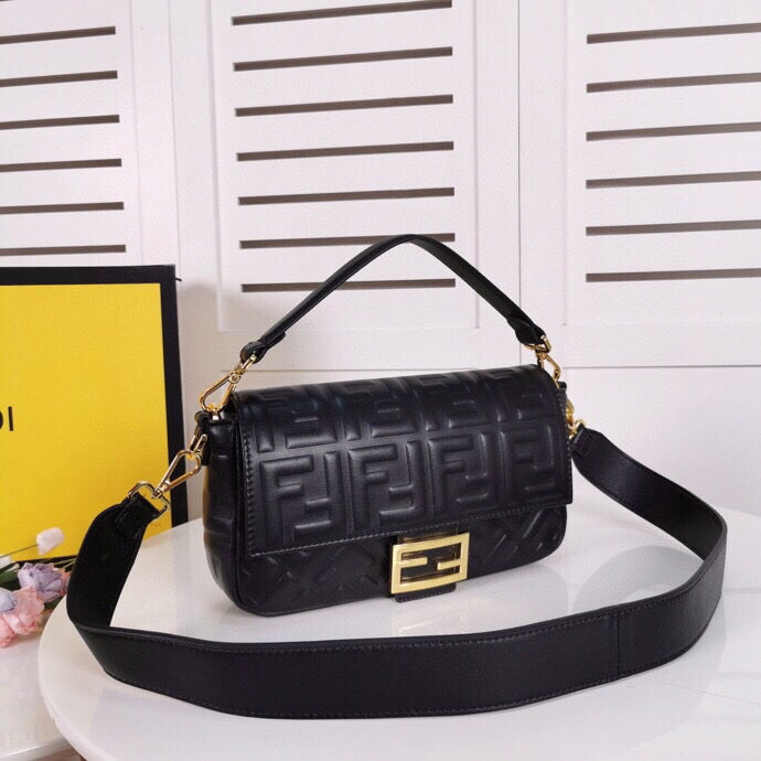 Embossed Strap Bag (8)