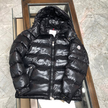 Load image into Gallery viewer, Unisex Short Puffer Jacket
