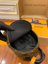 Load image into Gallery viewer, Palm Backpack
