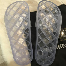 Load image into Gallery viewer, Jelly Slides Size 39
