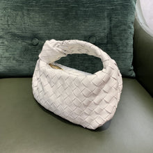 Load image into Gallery viewer, Quilted Bag (8)
